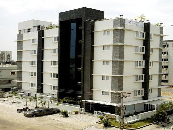La Serene Hyderabad Esterno foto